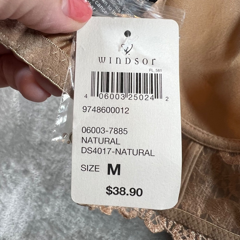 Windsor Beaded and Sequin Underwire Padded Bralette medium Bustier - Picture 4 of 4